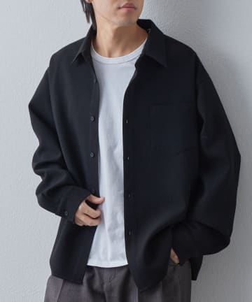 エンボス長袖シャツ