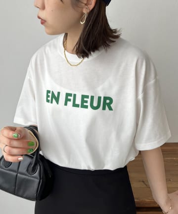 【WEB限定】立体ロゴTシャツ