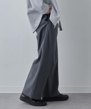 マルチファンクションワイドパンツ