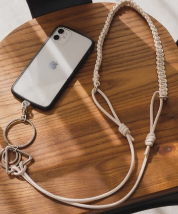 Kastane(カスタネ) 【WEB限定】スマホショルダーストラップ