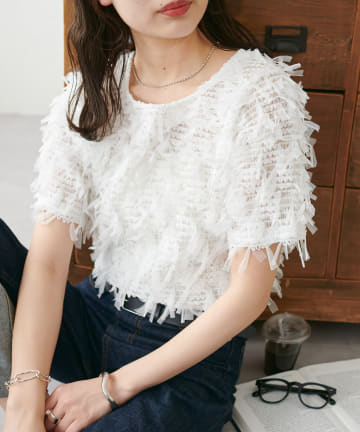 【WEB限定】チュールシャーリングプルオーバー