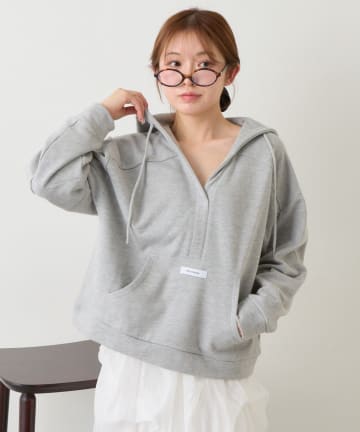 スキッパーフードスウェット