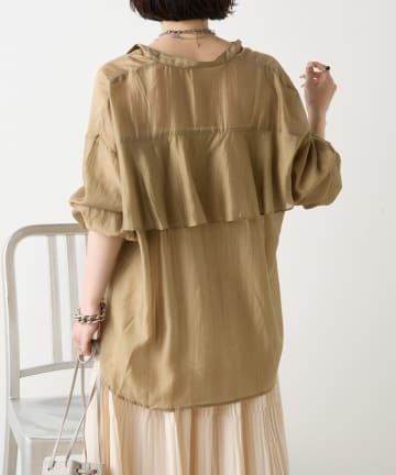 Jena　espace merveilleux(ジェナ　エスパスメルヴェイユ) 【ご好評につき再入荷！】後ろヨークラッフルシアーシャツ