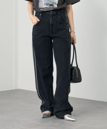 【adidas】 DENIMファイヤーバードパンツ