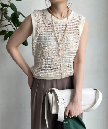 DOUDOU(ドゥドゥ) フラワーモチーフレースタンク