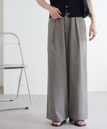 チェックベルト付タックワイドパンツ