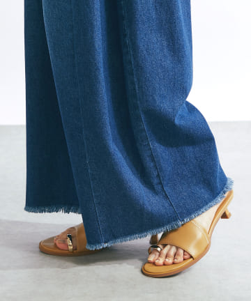 un dix cors(アンディコール) 【LE VERNIS(ル・ベルニ)】Toe ring sandals