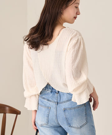 B バック開きジャガードプルオーバー