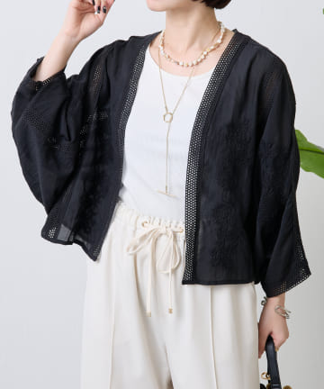 Jena　espace merveilleux(ジェナ　エスパスメルヴェイユ) シアー刺繍ブラウス