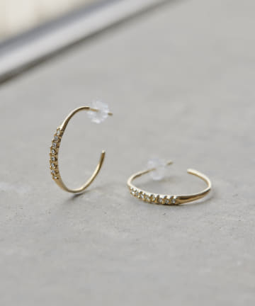 ear PAPILLONNER(イア パピヨネ) 極細フープ×クリスタルピアス