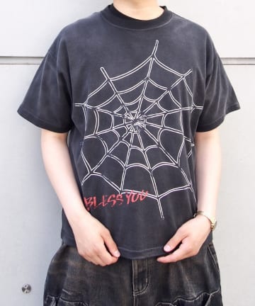 WHO’S WHO gallery(フーズフーギャラリー) 【2サイズ/UNISEX】BLESSYOUスパイダーTEE