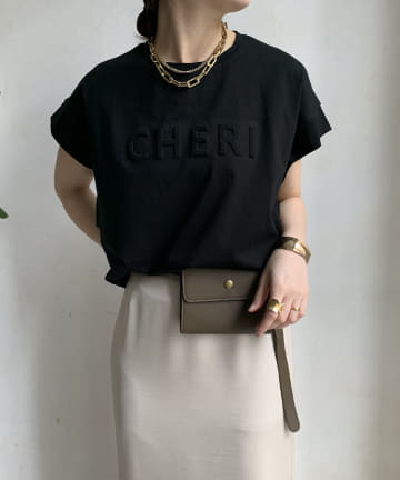 DOUDOU(ドゥドゥ) 【WEB限定】CHERIエンボスロゴTEE