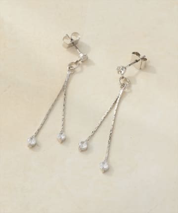 natural couture(ナチュラルクチュール) ゆらゆらピアス