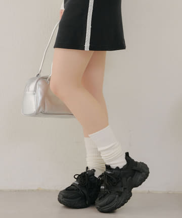 NICE CLAUP / OLIVE des OLIVE OUTLET(ナイスクラップ  / オリーブ デ オリーブ アウトレット) 【春の新作】ボリュームソールでスタイルアップ叶うダブルリボンスニーカー
