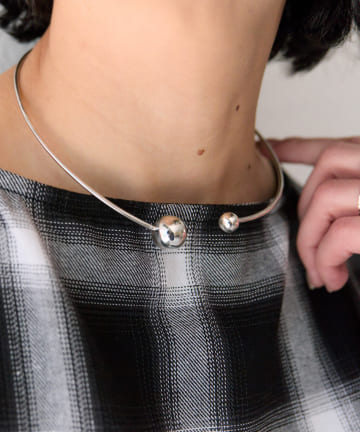 ear PAPILLONNER(イア パピヨネ) 《スターリングシルバー使用》ツイストチョーカーネックレス/ネックカフ