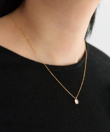 ear PAPILLONNER(イア パピヨネ) 《日本製》プチカボション天然石ネックレス