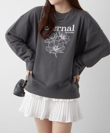 NICE CLAUP / OLIVE des OLIVE OUTLET(ナイスクラップ  / オリーブ デ オリーブ アウトレット) 【春の新作】【OUTLET限定】フラワー刺繍スウェット