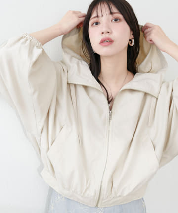 natural couture(ナチュラルクチュール) フード付きショートマンパ