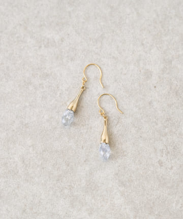カットドロップピアス（ゴールド）