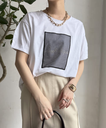 DOUDOU(ドゥドゥ) 【WEB限定】ホットフィックスロゴプルオーバー