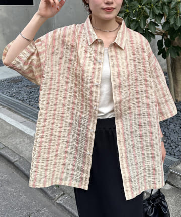 【ユニセックス】ドビーマルチストライプ半袖シャツ