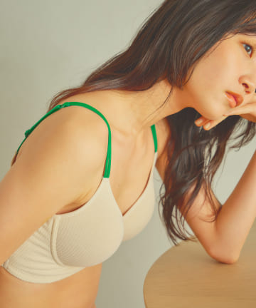 OUTLET(アウトレット) 【Discoat】ノンワイヤーブラ