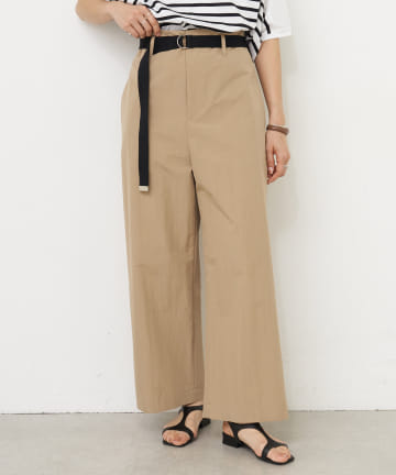ベルト付きシャツチノパンツ
