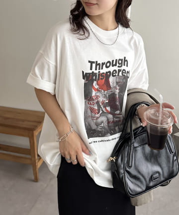 【WEB限定】THROUGH WHISPEREDモノクロフォトビッグ半袖Tシャツ