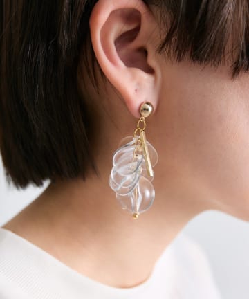 ear PAPILLONNER(イア パピヨネ) 《チタンポスト》ジューシークリスタルピアス