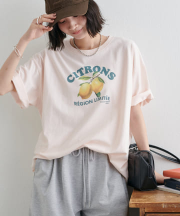 DISCOAT(ディスコート) 【ユニセックス】レモングラフィックTシャツ《WEB限定カラーあり》
