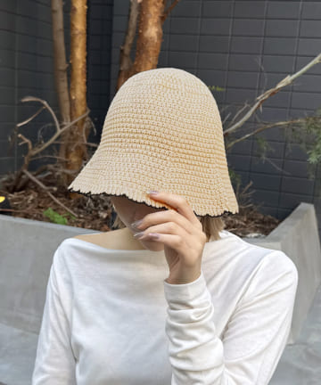 Capelli カペリ　ストローハット　麦わら帽子　ビジュー付　ラインストーン Capelli カペリ ストローハット 麦わら帽子 ビジュー付 ライン