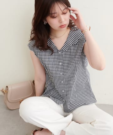 【WEB限定】ゆるスカラップレトロブラウス