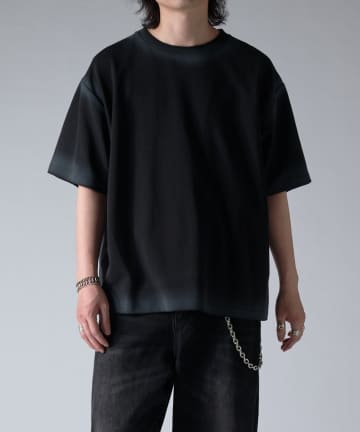 ポンチスプレーTシャツ