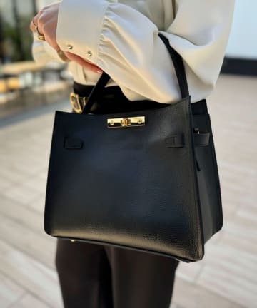 ひねり金具付きワンハンドルバッグ