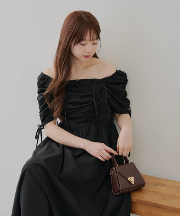 NICE CLAUP / OLIVE des OLIVE OUTLET(ナイスクラップ  / オリーブ デ オリーブ アウトレット) 【RMAF】【オフショルにもできちゃう】ドロストワンピ