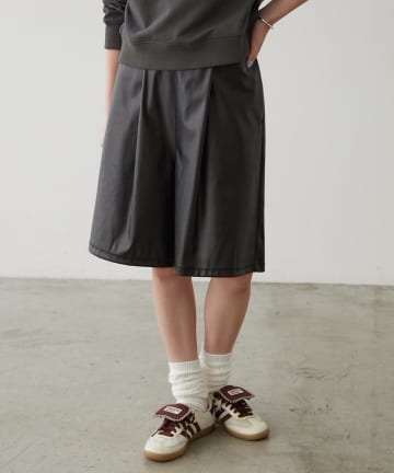 OUTLET(アウトレット) 【earthy_】エコレザーハーフパンツ