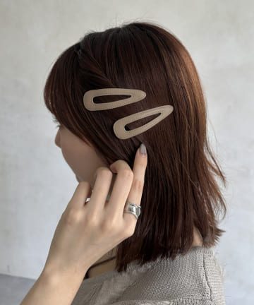 Thevon.(ゼヴォン) 【heilly/ヘイリー】Fレザーパッチンピン
