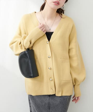 NICE CLAUP / OLIVE des OLIVE OUTLET(ナイスクラップ  / オリーブ デ オリーブ アウトレット) 【natural couture】ぷっくり金ボタンミドルカーデ