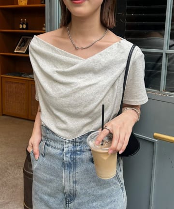 【全骨格対応◎/6色展開】オフショルTシャツ
