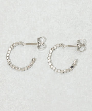 キューブフープピアス