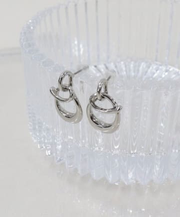 スイングOピアス