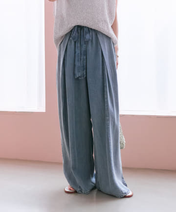 La boutique BonBon(ラブティックボンボン) 【リラックスデニム】リボンタックデニムワイドパンツ