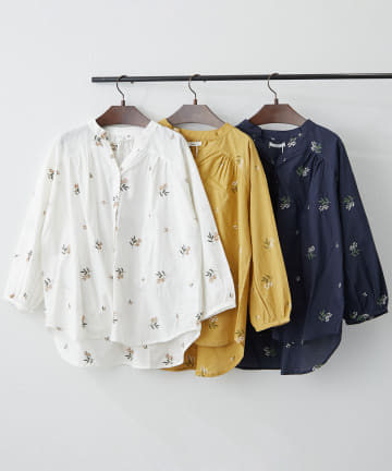 【インド綿100%】小花柄刺繍ブラウス