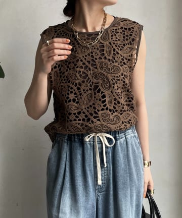 DOUDOU(ドゥドゥ) 【WEB限定】 ボタニカルレースノースリブラウス