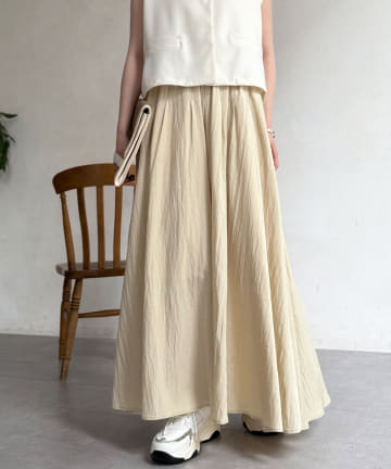 ハリ感フレアスカート