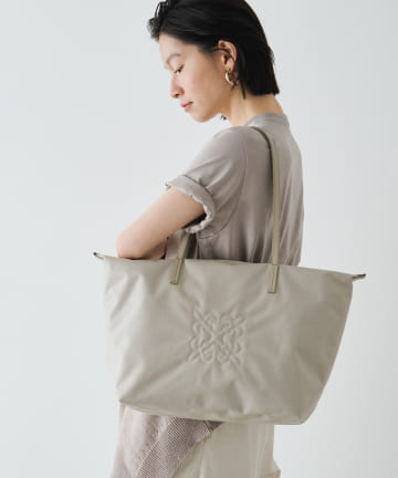 russet(ラシット) [390g/撥水性あり]ファスナー付き　コーデュラナイロントートバッグ