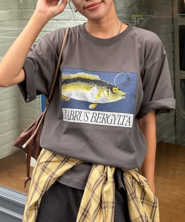 CIAOPANIC TYPY(チャオパニックティピー) 【UNISEX】レトロ魚TEE
