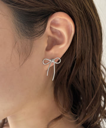 ＜ステンレス＞リボンピアス