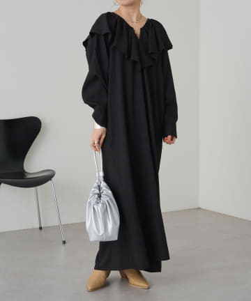 OUTLET(アウトレット) 【Omekashi】フリルカラーロングワンピース