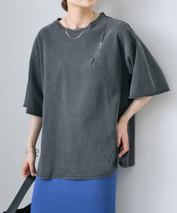 タックロゴ刺繍Tシャツ